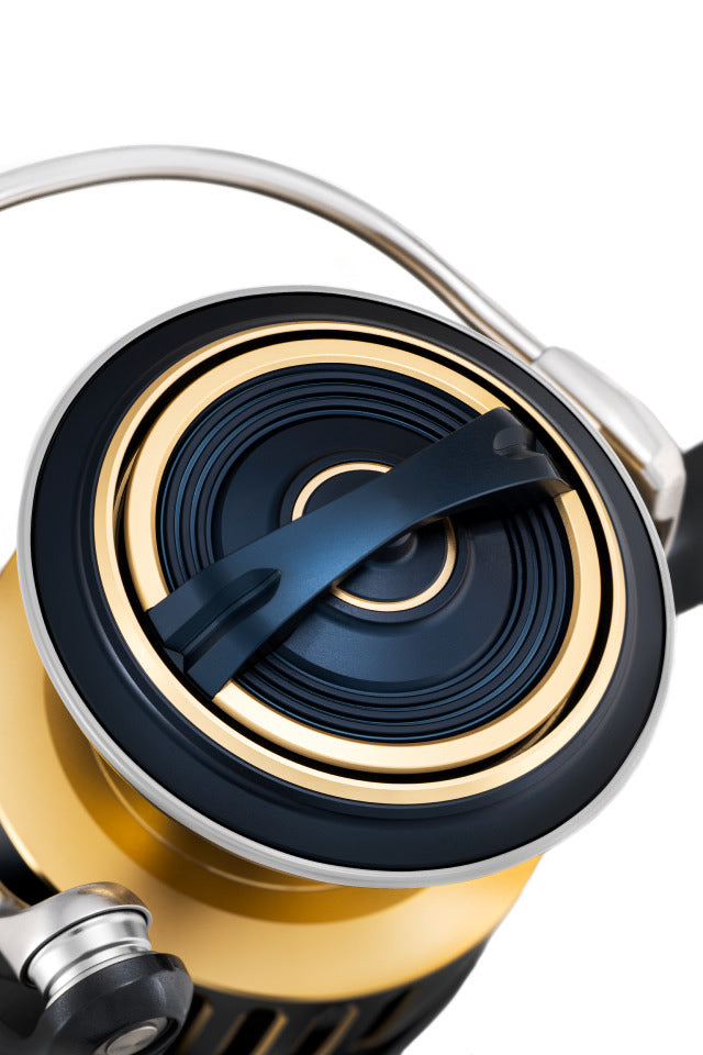 Daiwa 25 Saltiga Spin Reel