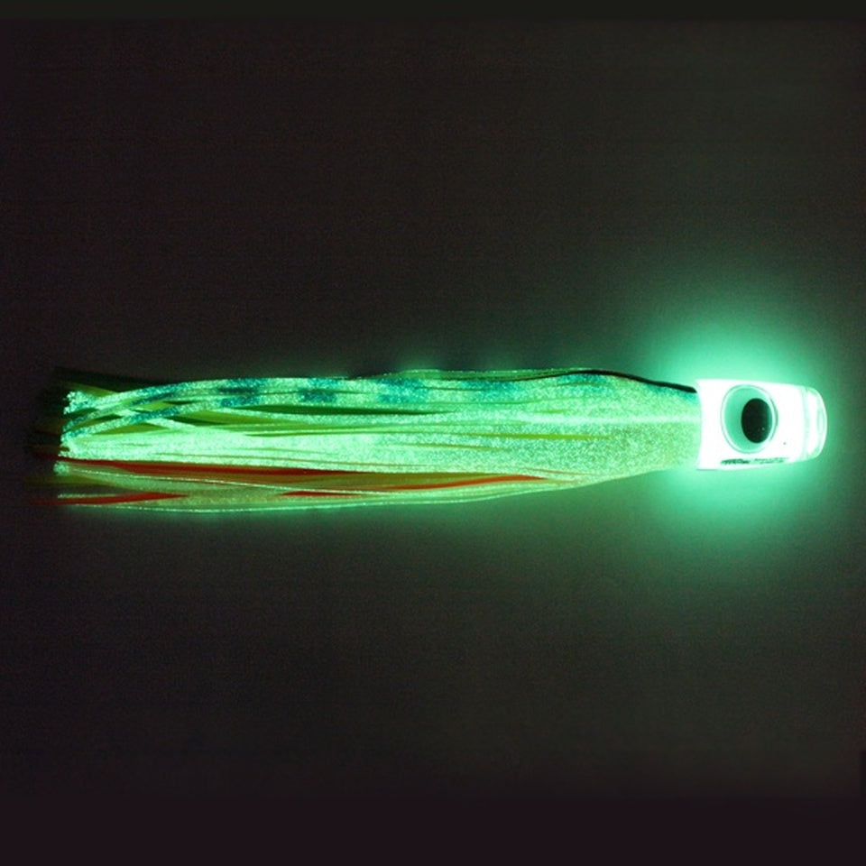 Black Magic Super Lumo Lure